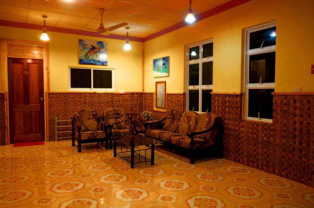 Hotel Shadow Palm Maafushi Exterior foto